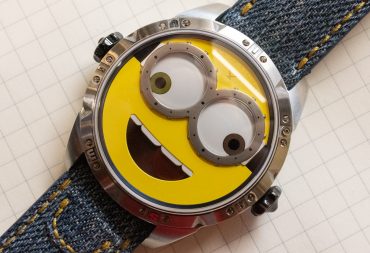 Konstantin Chaykin Minions Wristmons watch 3 1 370x253 - Đồng hồ Orient FET0P001W0 Automatic Sun Moon