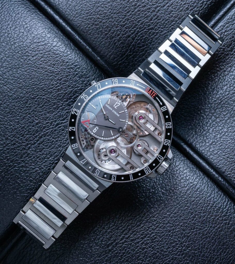 Armin Strom Orbit watch 6 1366x1536 1 911x1024 - Đồng hồ Armin Strom Orbit “Date On Command”