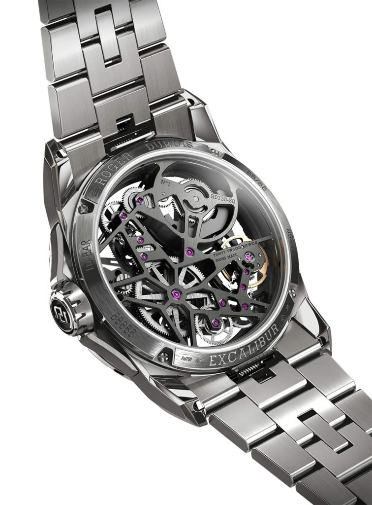 Roger Dubuis Excaliber Monobal 4 756x1024 - Chiếc đồng hồ titan Excalibur Monobalancier mới phong cách ấn tượng